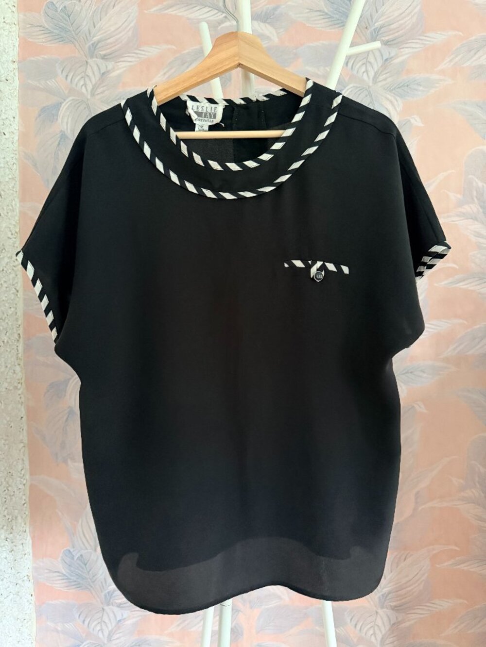 Vintage Blouse Black White Stripe Leslie Fay Sportswear